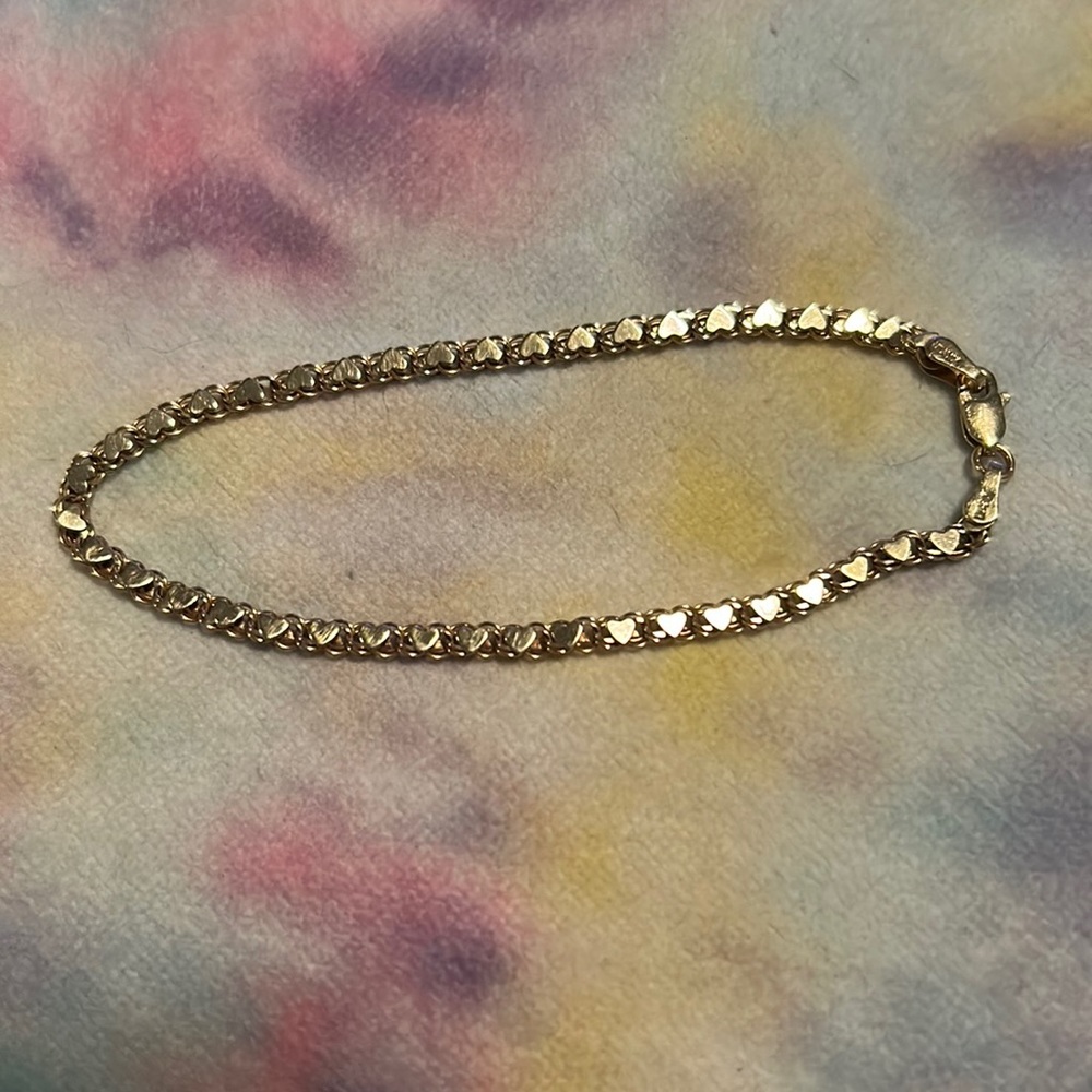 Ladies 10K Yellow Gold Heart Bracelet